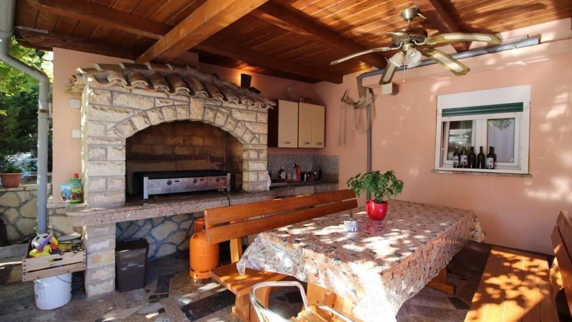 Schoene Wohnung In Baska Mit Eigener Terrasse Διαμέρισμα
